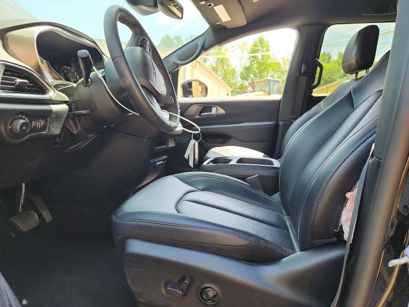 50400486 :رقم المزاد ، 2C4RC1BG3SR502427 vin ، 2025 Chrysler Pacifica مزاد بيع