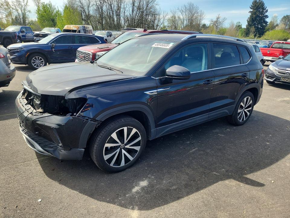 49046666 :رقم المزاد ، 3VVWX7B24NM091065 vin ، 2022 Volkswagen Taos مزاد بيع