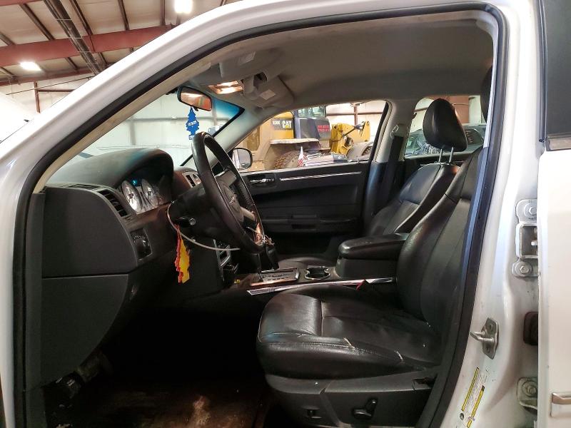 48397426 :رقم المزاد ، 2C3CA5CV5AH315196 vin ، 2010 Chrysler 300 مزاد بيع