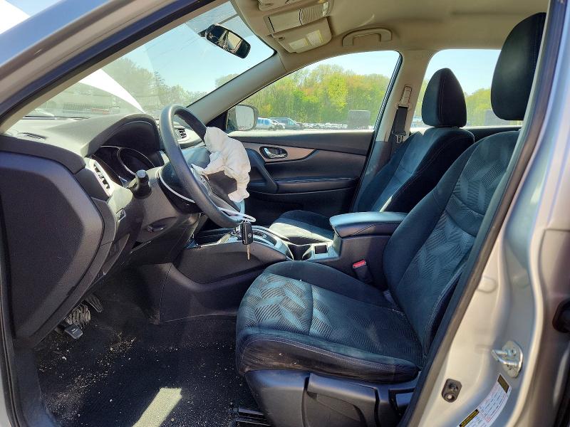 50572576 :رقم المزاد ، 5N1AT2MT8GC810587 vin ، 2016 Nissan Rogue مزاد بيع