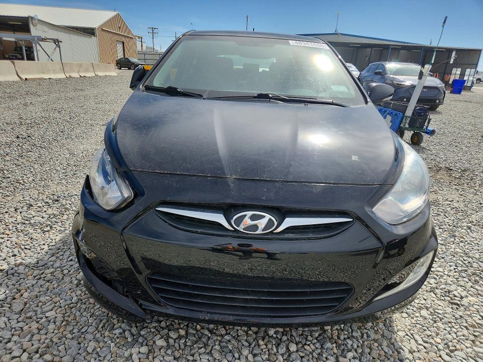 Продаж на аукціоні авто 2013 Hyundai Accent, vin: KMHCU5AE8DU086757, номер лоту: 48943466