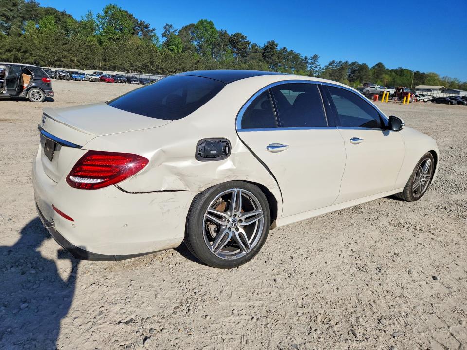 2018 Mercedes-benz E მანქანა იყიდება აუქციონზე, vin: WDDZF4JB5JA351338, აუქციონის ნომერი: 48843756