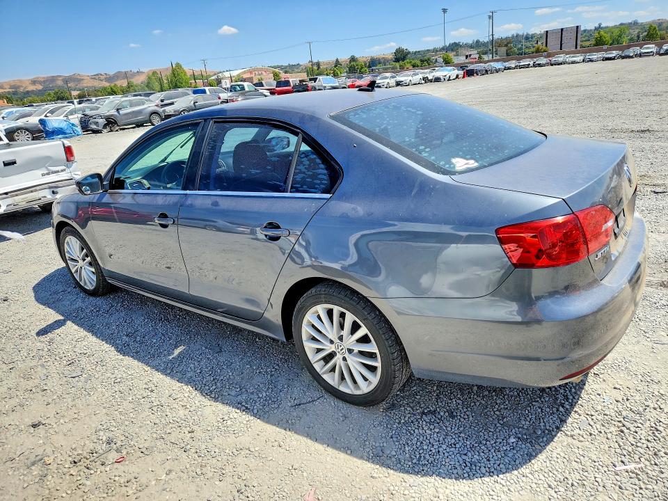 50814426 :رقم المزاد ، 3VWLL7AJ1DM405286 vin ، 2013 Volkswagen Jetta مزاد بيع