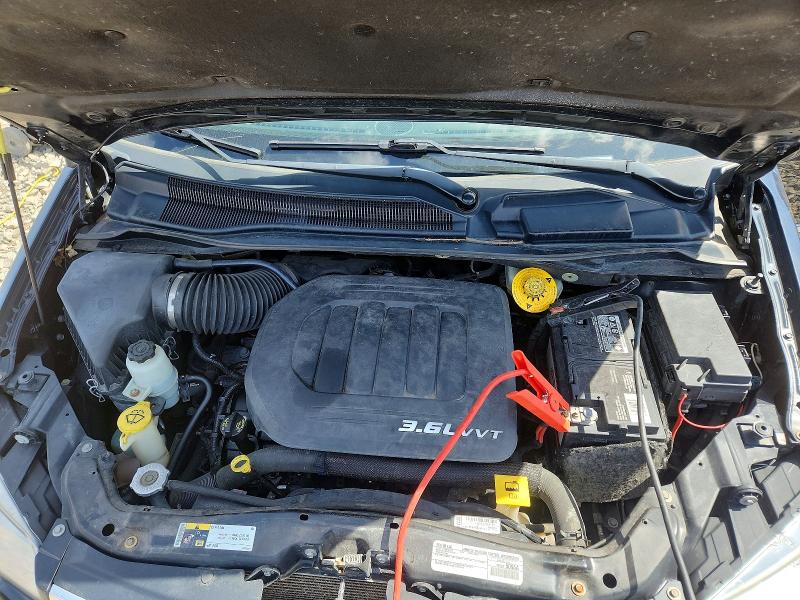 2016 Chrysler Town & Country მანქანა იყიდება აუქციონზე, vin: 2C4RC1CG5GR306401, აუქციონის ნომერი: 50564636