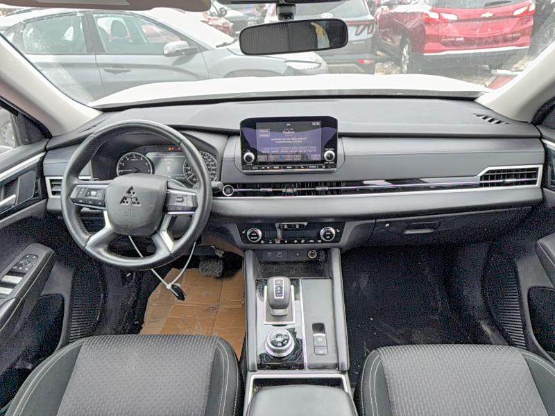 Auction sale of the 2022 Mitsubishi Outlander, vin: JA4J4UA85NZ611918, lot number: 51991996