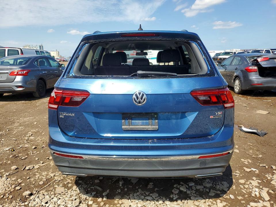 Продаж на аукціоні авто 2018 Volkswagen Tiguan, vin: 3VV2B7AX2JM029118, номер лоту: 49742496