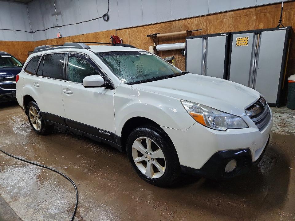 49749496 :رقم المزاد ، 4S4BRCCC9E3203105 vin ، 2014 Subaru Outback مزاد بيع