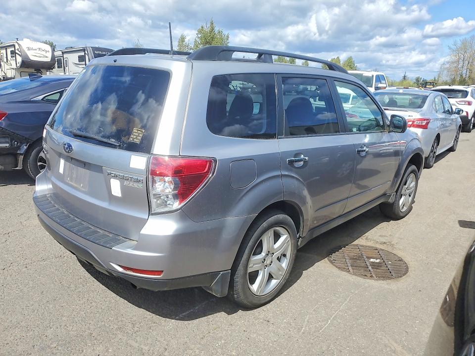 49514596 :رقم المزاد ، JF2SH6CC0AH904302 vin ، 2010 Subaru Forester مزاد بيع
