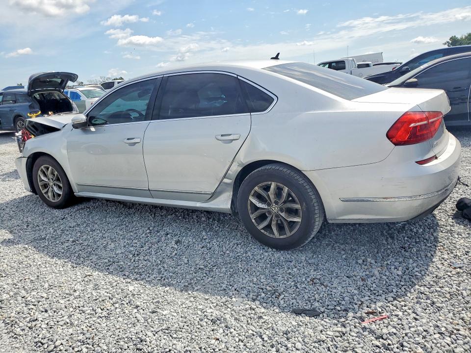 51955476 :رقم المزاد ، 1VWAT7A3XGC053260 vin ، 2016 Volkswagen Passat مزاد بيع