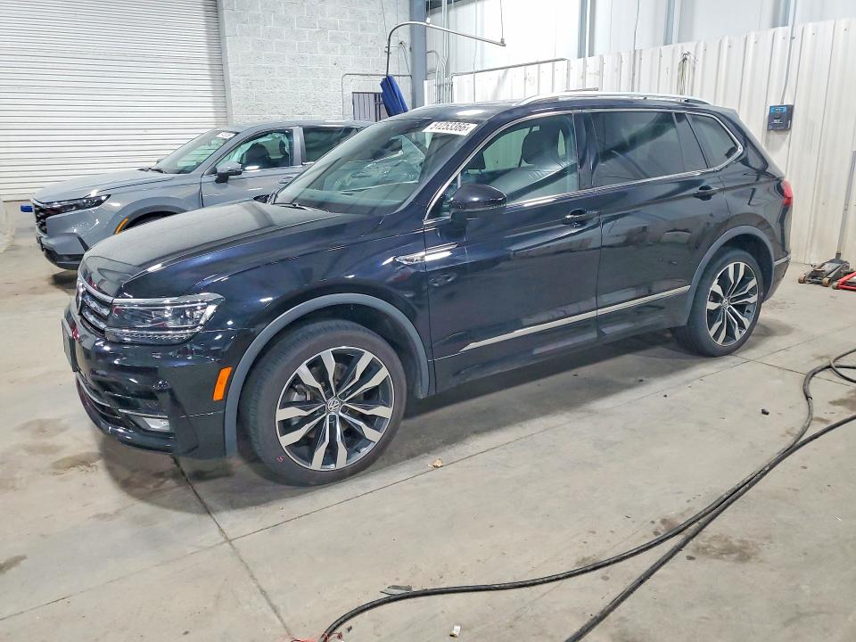 2021 Volkswagen Tiguan მანქანა იყიდება აუქციონზე, vin: 3VV4B7AX4MM108500, აუქციონის ნომერი: 51253366