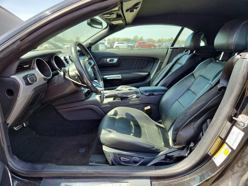 48799576 :رقم المزاد ، 1FATP8UH7J5145246 vin ، 2018 Ford Mustang مزاد بيع