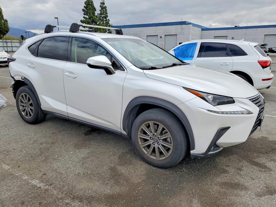 Продажа на аукционе авто 2018 Lexus Nx 300, vin: JTJYARBZ6J2106746, номер лота: 51195876