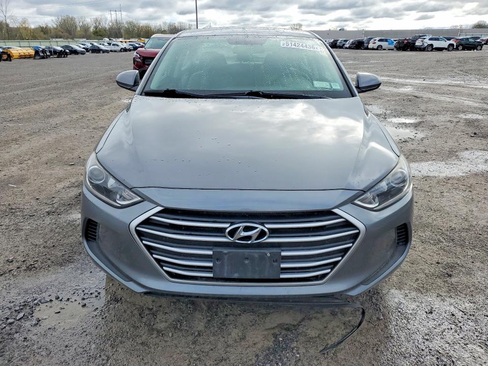 51424436 :رقم المزاد ، 5NPD84LF8JH320396 vin ، 2018 Hyundai Elantra مزاد بيع