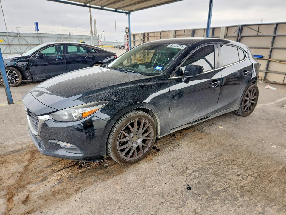 Aukcja sprzedaży 2018 Mazda 3, vin: 3MZBN1L39JM266778, numer aukcji: 51985256