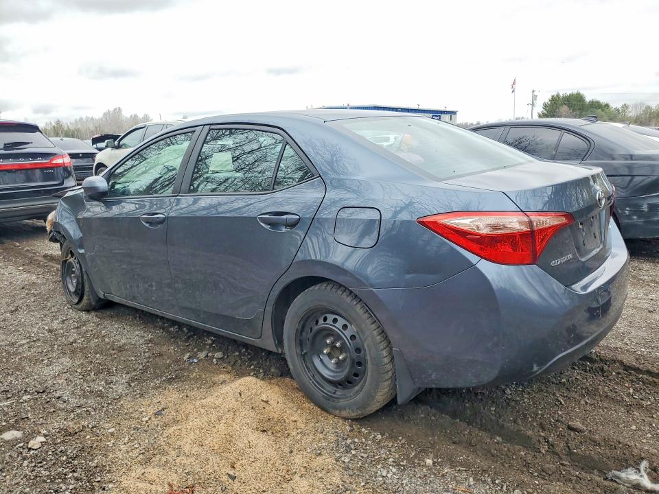 2018 Toyota Corolla მანქანა იყიდება აუქციონზე, vin: 2T1BURHE8JC061251, აუქციონის ნომერი: 50419486