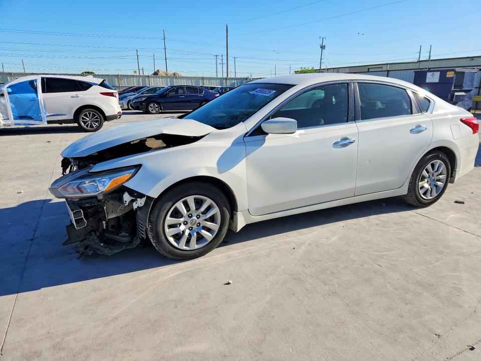 Продажа на аукционе авто 2017 Nissan Altima, vin: 1N4AL3AP4HN305319, номер лота: 48965326