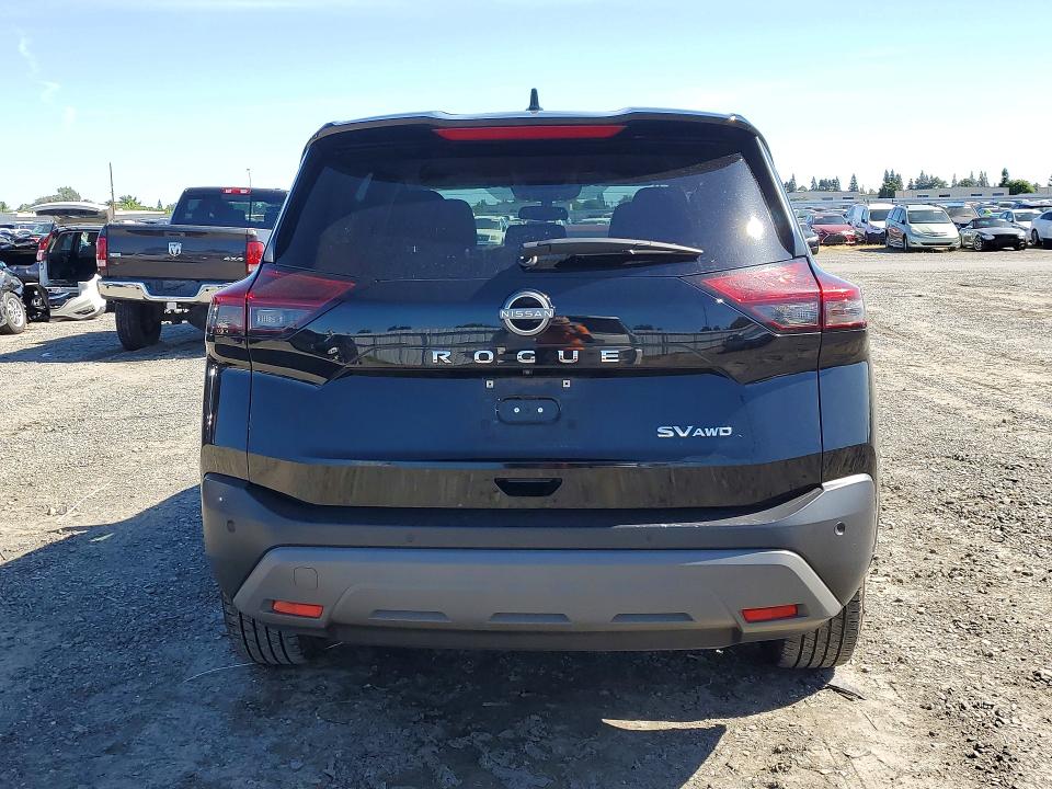 51108896 :رقم المزاد ، 5N1BT3BB5PC907332 vin ، 2023 Nissan Rogue مزاد بيع