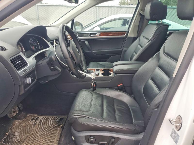 47941006 :رقم المزاد ، WVGEF9BP5ED003586 vin ، 2014 Volkswagen Touareg مزاد بيع