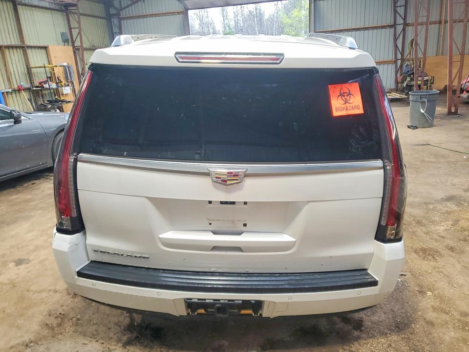 50981196 :رقم المزاد ، 1GYS4DKJ8JR128598 vin ، 2018 Cadillac Escalade مزاد بيع