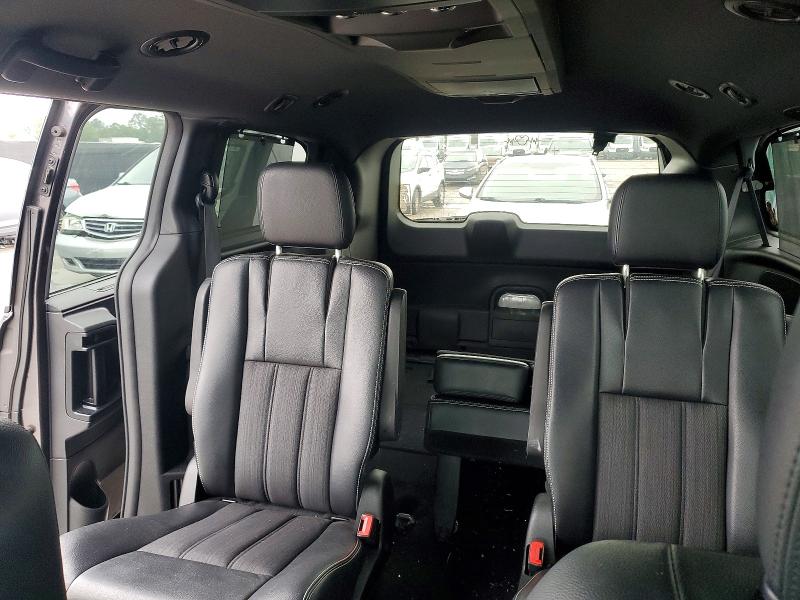Продажа на аукционе авто 2015 Chrysler Town & Country, vin: 2C4RC1HG6FR630030, номер лота: 48862526