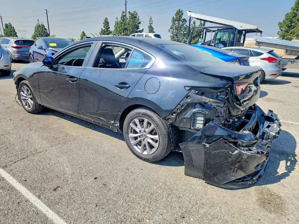 48687966 :رقم المزاد ، JM1BPAA7XN1507379 vin ، 2022 Mazda 3 مزاد بيع