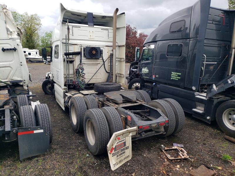 Продажа на аукционе авто 2015 Volvo Vnl, vin: 4V4NC9EH5FN911604, номер лота: 48694546