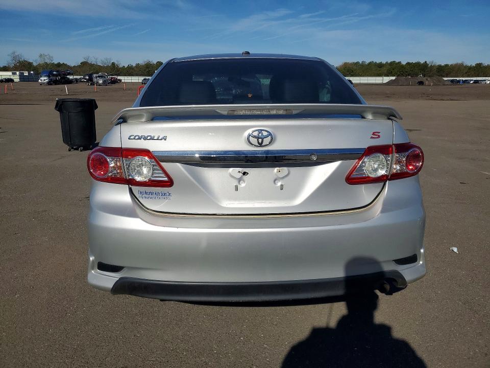 Aukcja sprzedaży 2013 Toyota Corolla, vin: 5YFBU4EE6DP121099, numer aukcji: 51493466