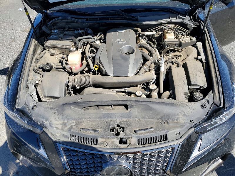48501626 :رقم المزاد ، JTHGA1D29L5105350 vin ، 2020 Lexus Is 300 مزاد بيع