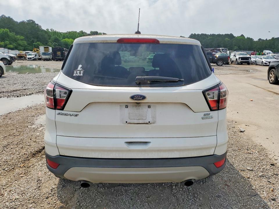 51142686 :رقم المزاد ، 1FMCU0GDXHUB73910 vin ، 2017 Ford Escape مزاد بيع