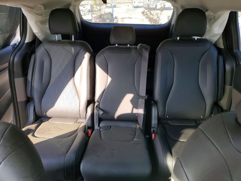 Продажа на аукционе авто 2026 Kia Carnival, vin: KNDNC5K36T6604865, номер лота: 45878846