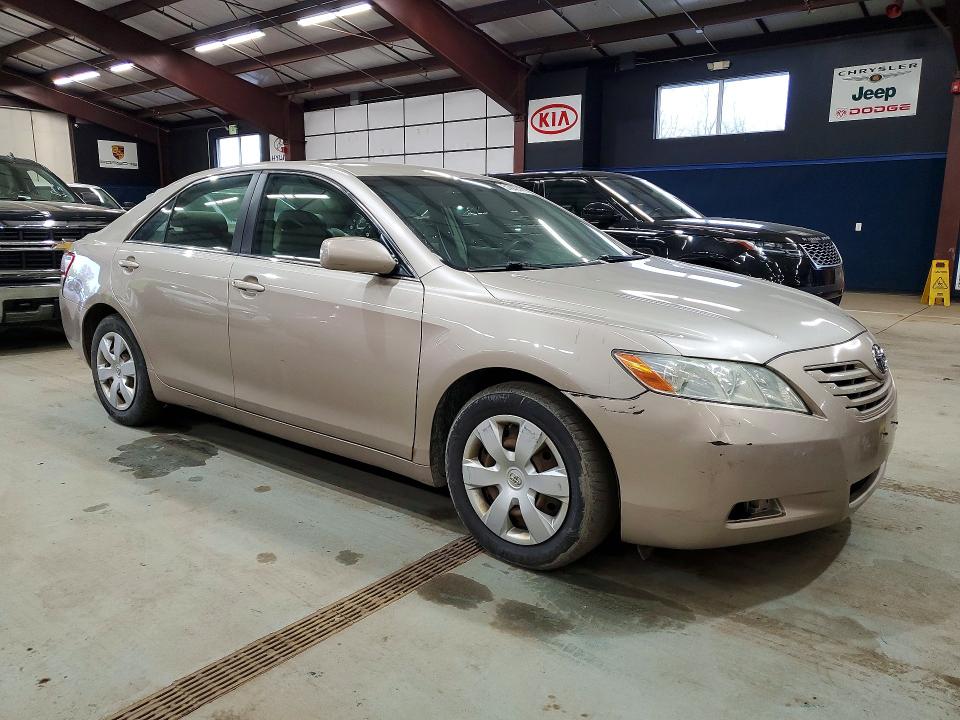 51942486 :رقم المزاد ، 4T1BE46K47U104550 vin ، 2007 Toyota Camry مزاد بيع