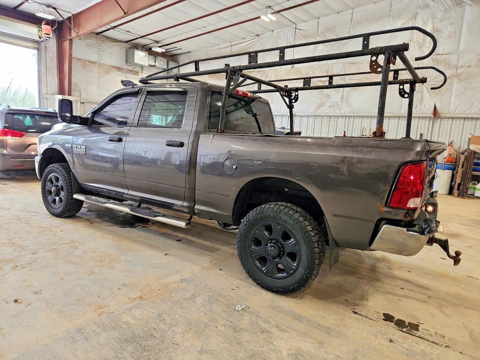 50972406 :رقم المزاد ، 3C6UR5CJ3FG673658 vin ، 2015 Ram 2500 مزاد بيع