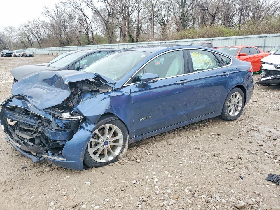 Продажа на аукционе авто 2019 Ford Fusion, vin: 3FA6P0MU6KR185733, номер лота: 48253466