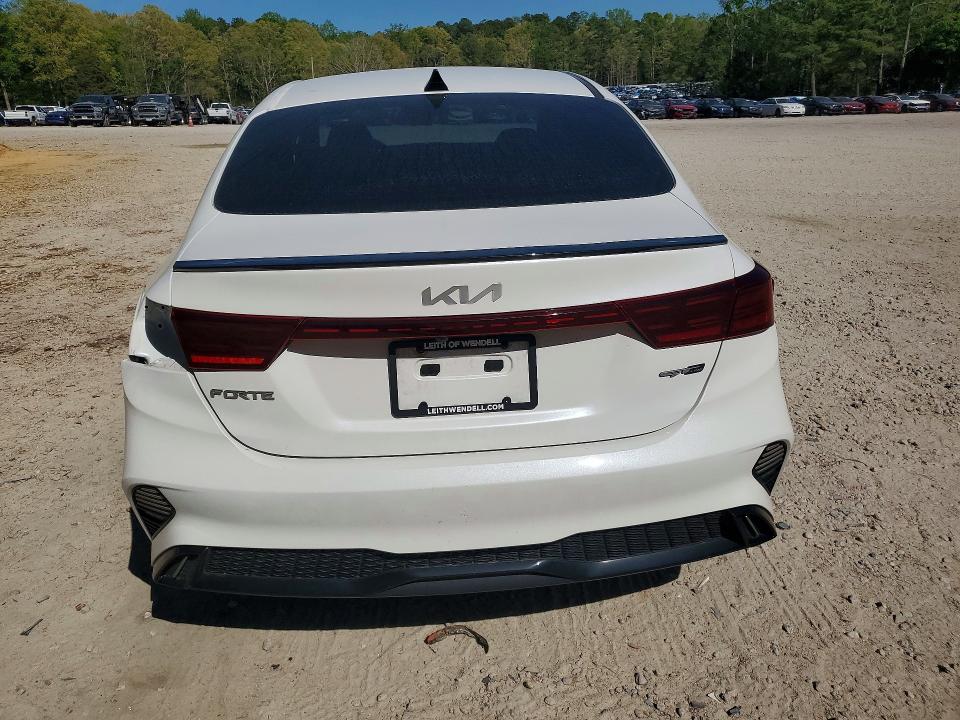 2024 Kia Forte მანქანა იყიდება აუქციონზე, vin: 3KPF54AD5RE726459, აუქციონის ნომერი: 49454696