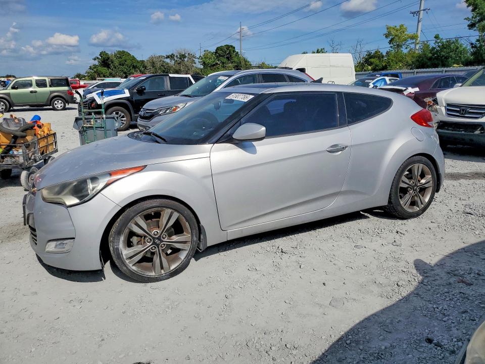 51807786 :رقم المزاد ، KMHTC6AD2HU317626 vin ، 2017 Hyundai Veloster مزاد بيع