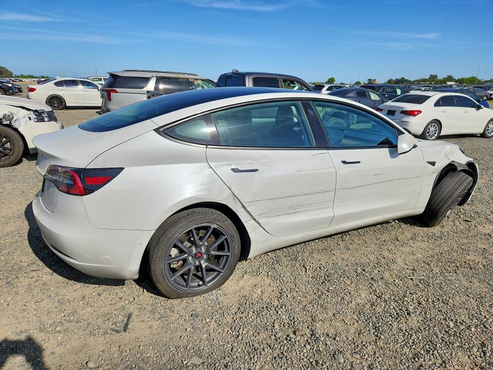 50500166 :رقم المزاد ، 5YJ3E1EA9MF078256 vin ، 2021 Tesla Model 3 مزاد بيع