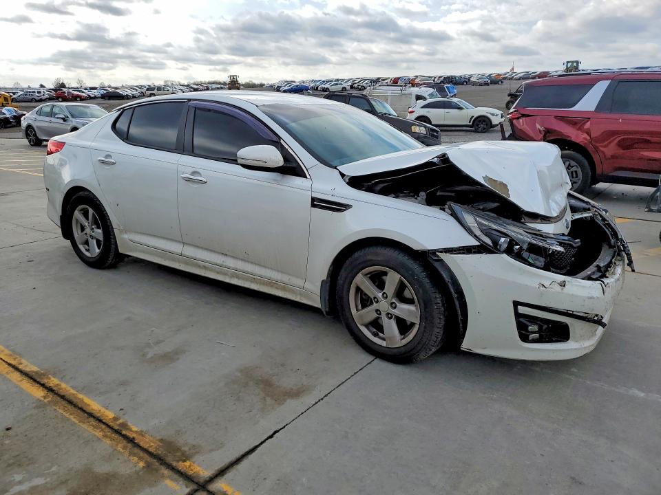 47369826 :رقم المزاد ، 5XXGM4A79FG408848 vin ، 2015 Kia Optima مزاد بيع