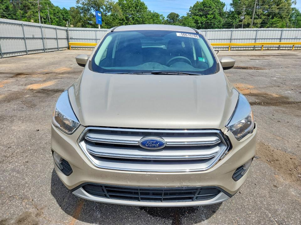 Продаж на аукціоні авто 2017 Ford Escape, vin: 1FMCU0GD8HUE06683, номер лоту: 50610786