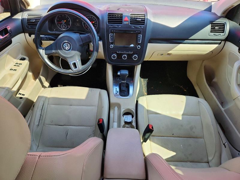 50694476 :رقم المزاد ، 3VWRX7AJ0AM041436 vin ، 2010 Volkswagen Jetta مزاد بيع