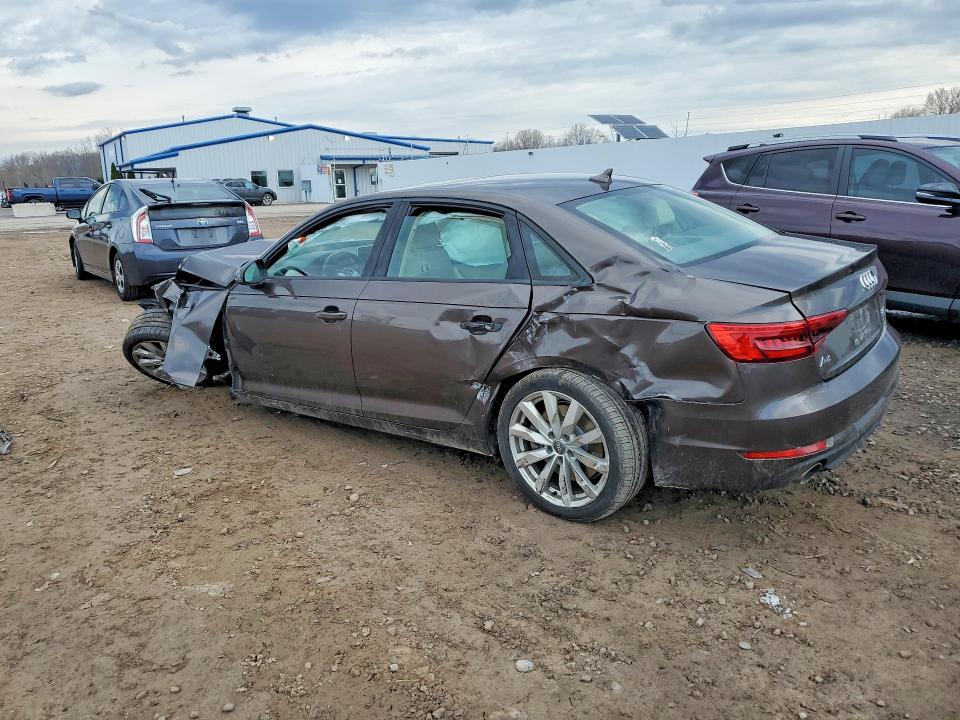 2017 Audi A4 მანქანა იყიდება აუქციონზე, vin: WAUANAF40HN047160, აუქციონის ნომერი: 49650496