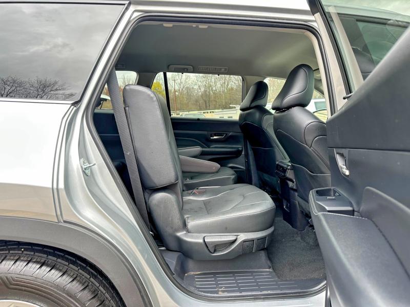 Продажа на аукционе авто 2025 Toyota Grand Highlander, vin: 5TDAAAA59SS025805, номер лота: 48006586