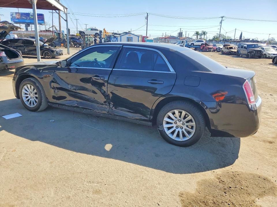 2011 Chrysler 300 მანქანა იყიდება აუქციონზე, vin: 2C3CA4CGXBH514581, აუქციონის ნომერი: 49427746