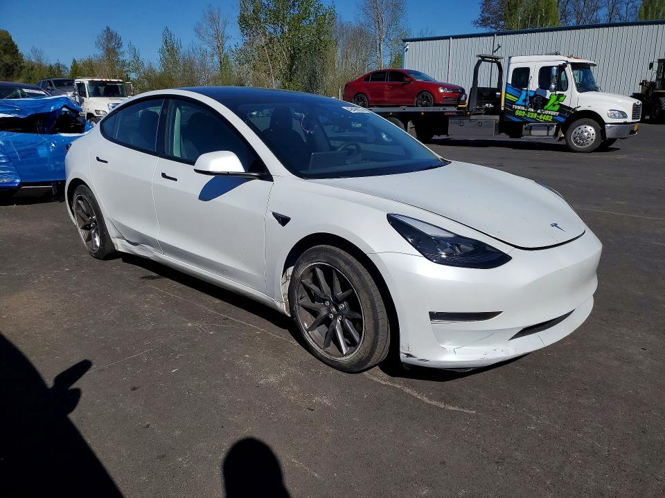 Продажа на аукционе авто 2023 Tesla Model 3, vin: 5YJ3E1EA8PF576761, номер лота: 49496036