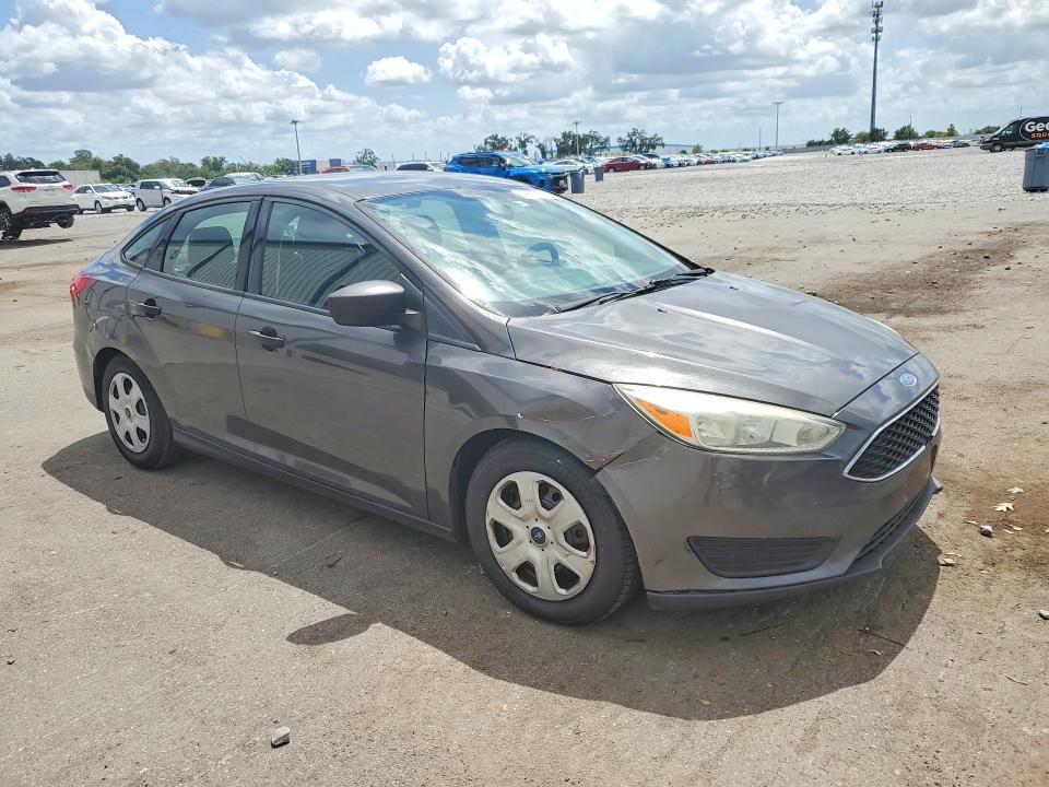 48795216 :رقم المزاد ، 1FADP3E26FL271313 vin ، 2015 Ford Focus مزاد بيع