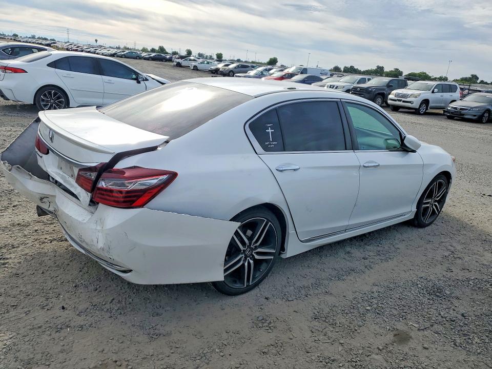 Продаж на аукціоні авто 2016 Honda Accord, vin: 1HGCR2F58GA067713, номер лоту: 49443036