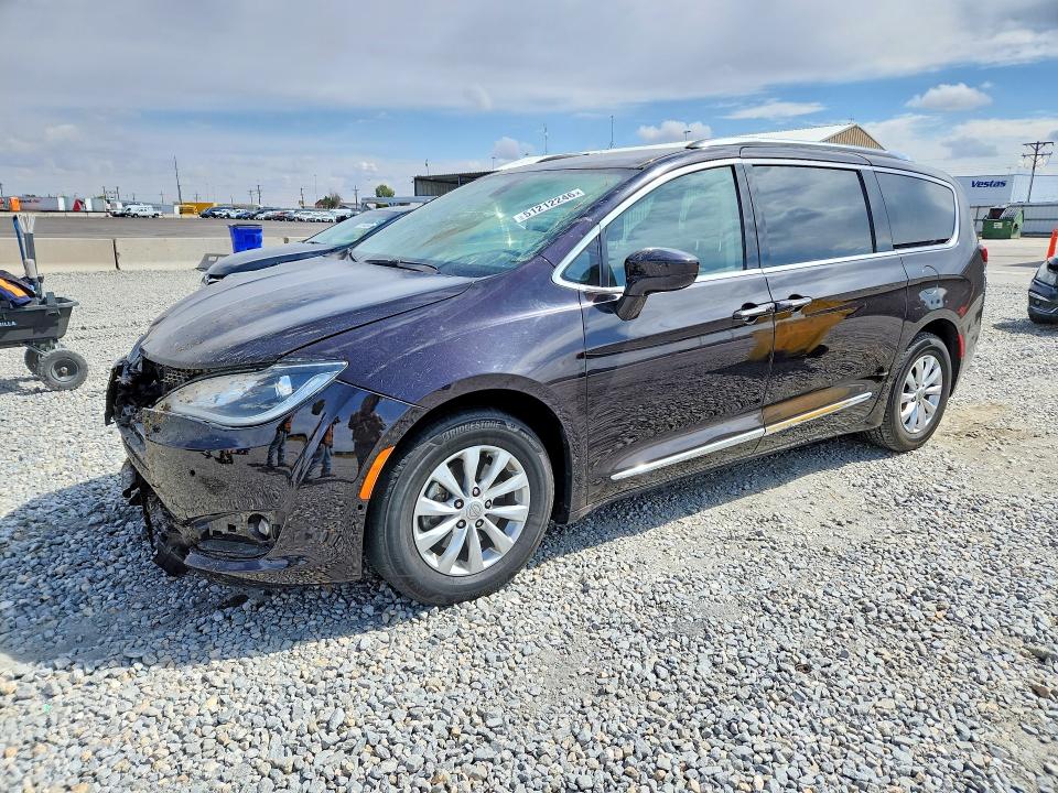 51212246 :رقم المزاد ، 2C4RC1BG5JR123458 vin ، 2018 Chrysler Pacifica مزاد بيع