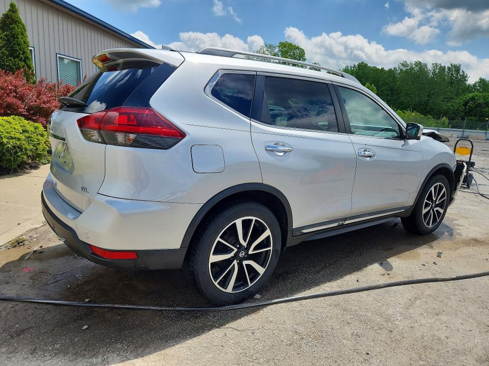 51284696 :رقم المزاد ، 5N1AT2MT0LC715855 vin ، 2020 Nissan Rogue مزاد بيع