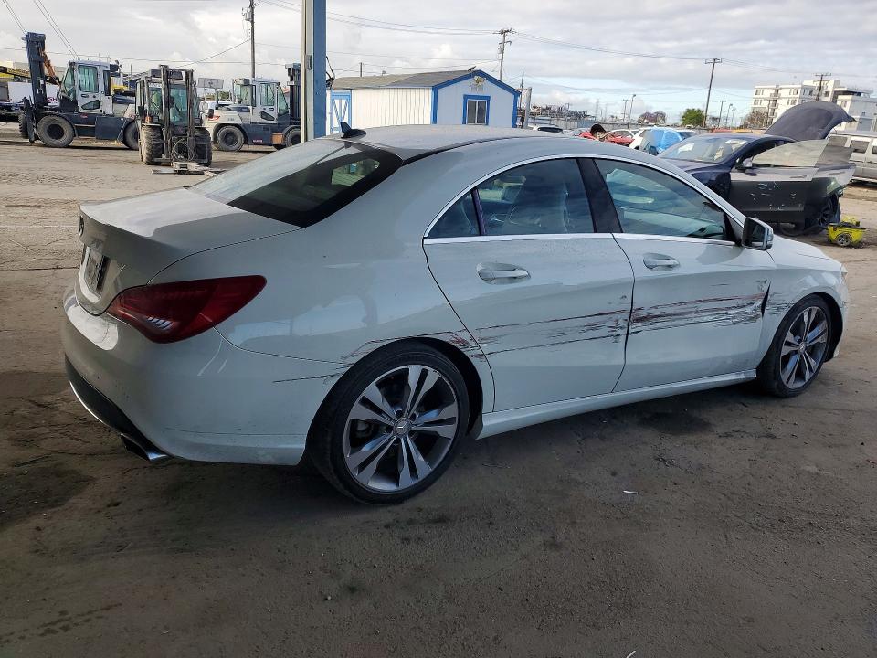 2014 Mercedes-benz Cla მანქანა იყიდება აუქციონზე, vin: WDDSJ4EB1EN119537, აუქციონის ნომერი: 49648856