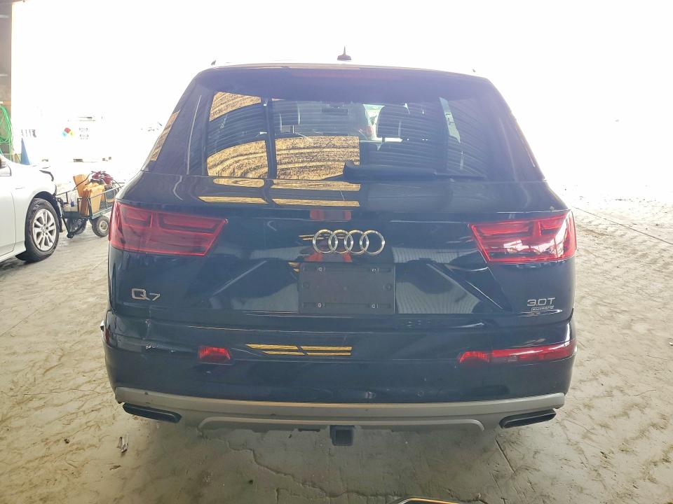 2018 Audi Q7 მანქანა იყიდება აუქციონზე, vin: WA1LAAF74JD012404, აუქციონის ნომერი: 51492296