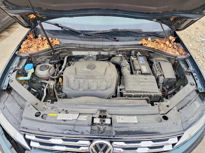Продаж на аукціоні авто 2018 Volkswagen Tiguan, vin: 3VV2B7AX7JM200767, номер лоту: 49771056